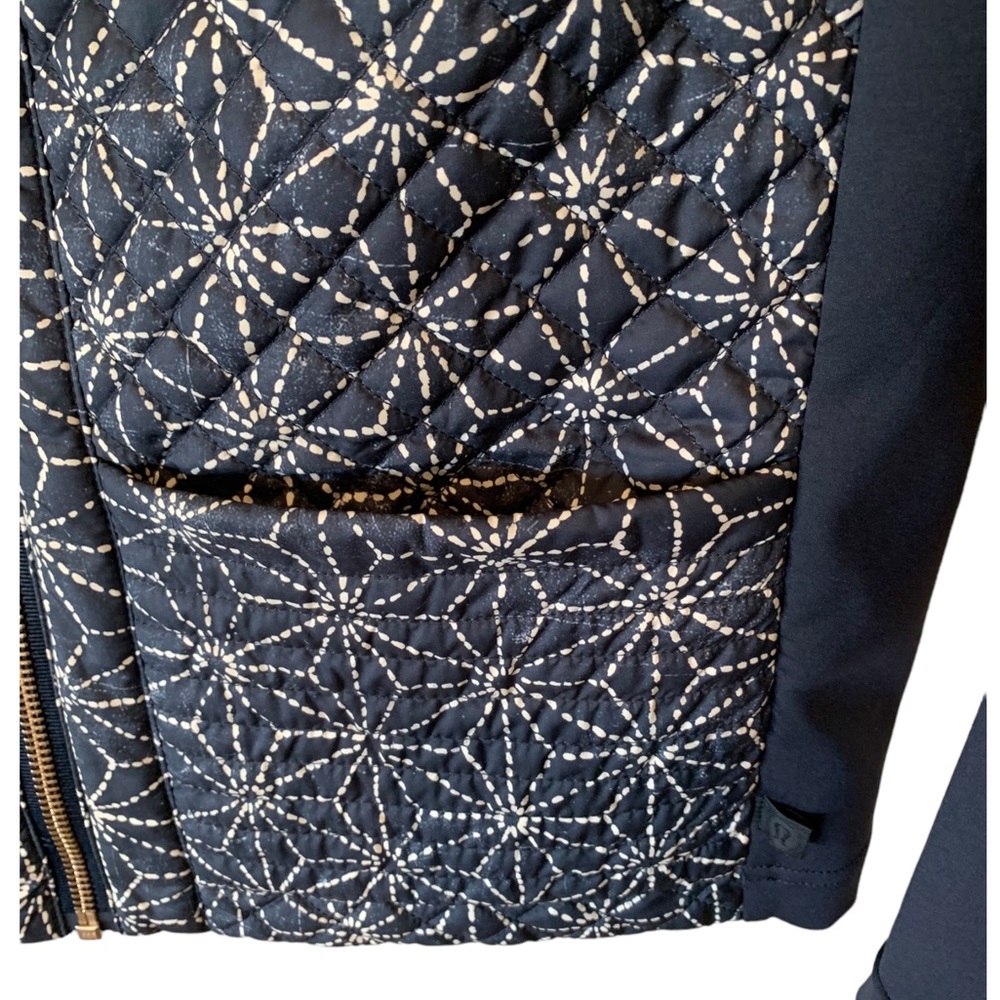 LULULEMON Cardigan and Again Starburst Navy & White Quilted Jacket Size 10 - Picture 4 of 9
